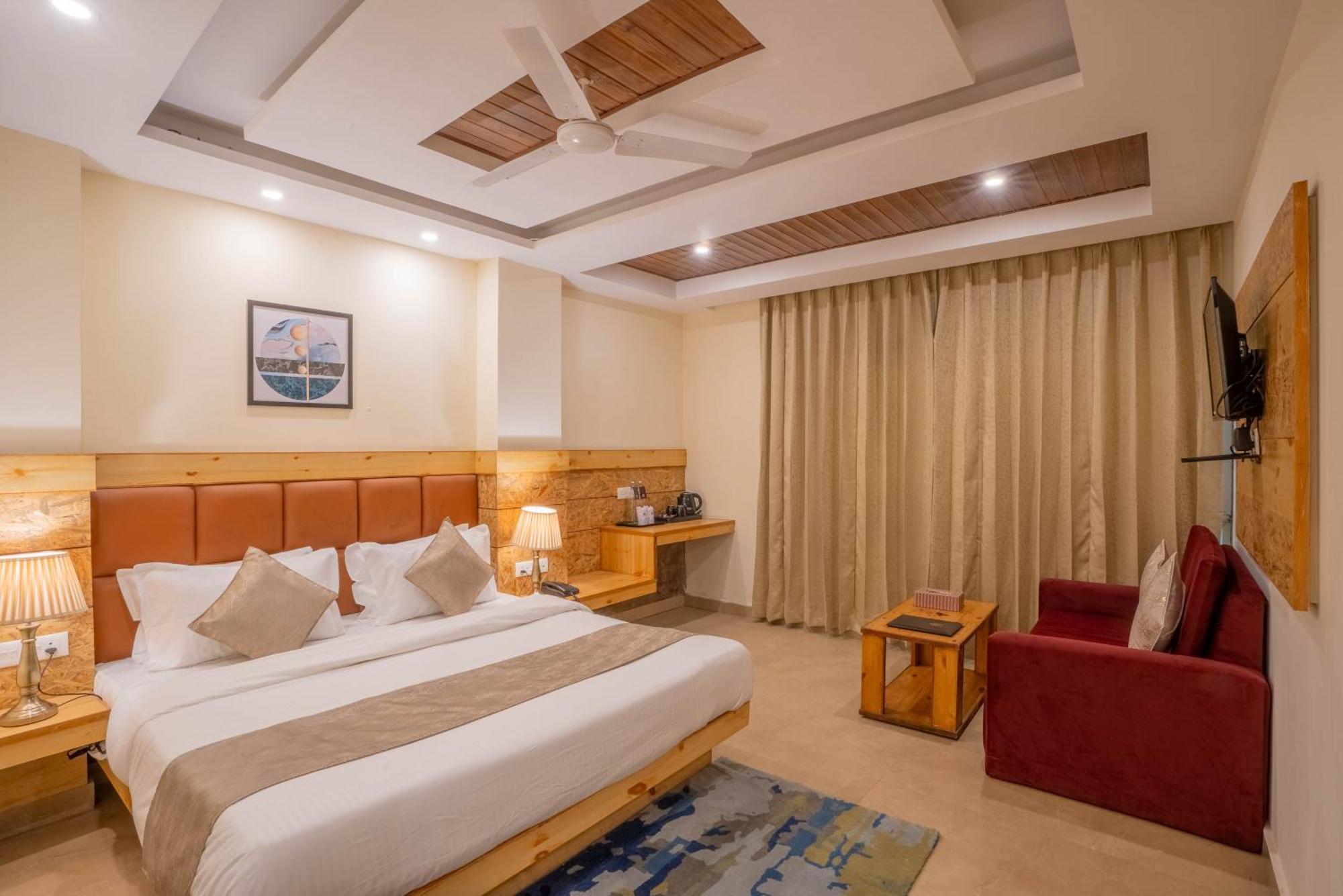 Perfectstayz Vista 5 Min Walk To Mall Road Мусори Екстериор снимка