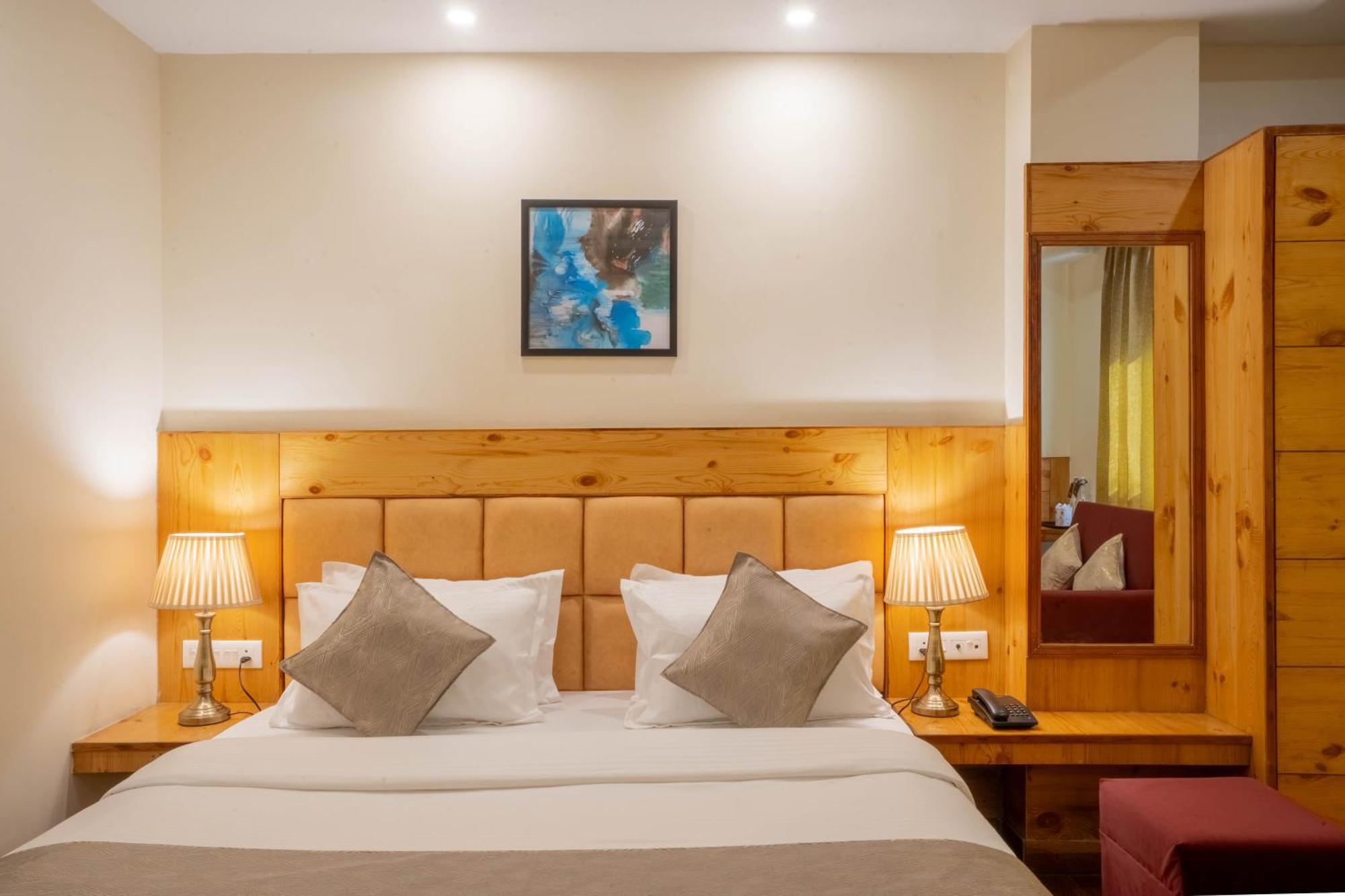 Perfectstayz Vista 5 Min Walk To Mall Road Мусори Екстериор снимка