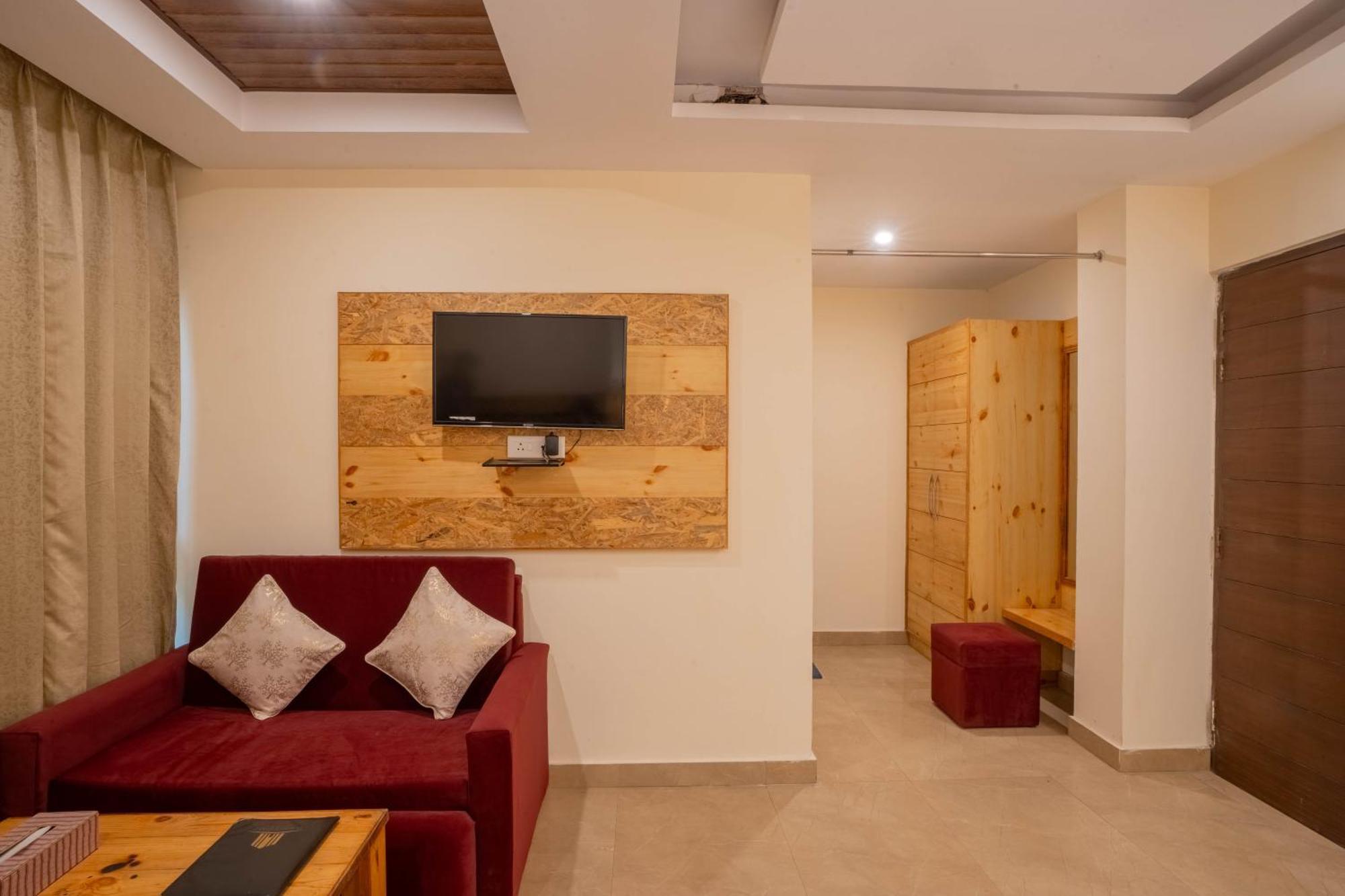 Perfectstayz Vista 5 Min Walk To Mall Road Мусори Екстериор снимка