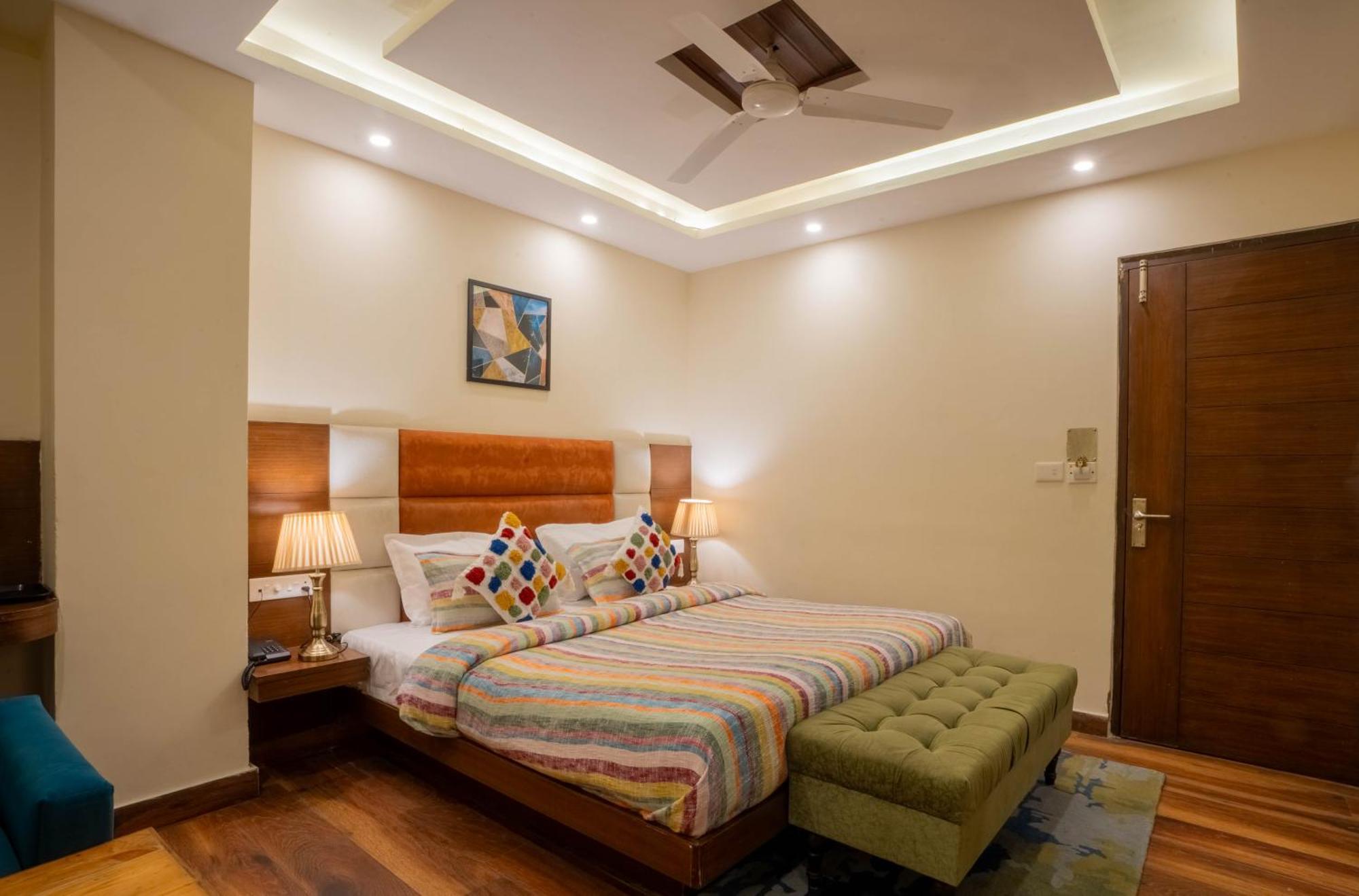 Perfectstayz Vista 5 Min Walk To Mall Road Мусори Екстериор снимка